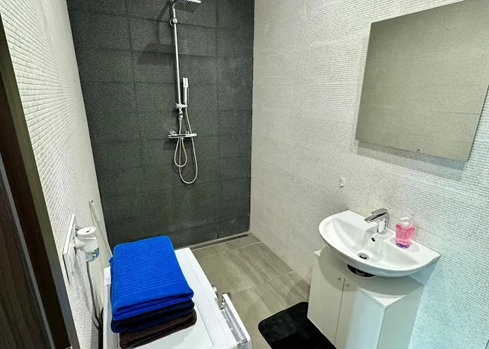 Lägenhet 2rooms 76m2 New Prag