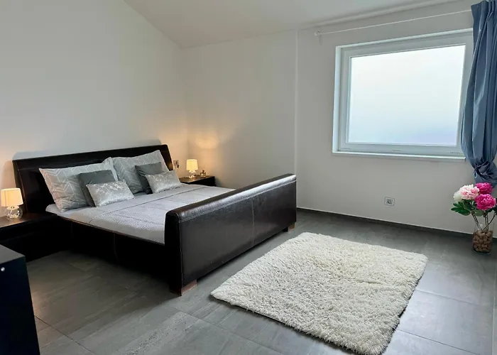 2rooms 76m2 New Lägenhet Prag