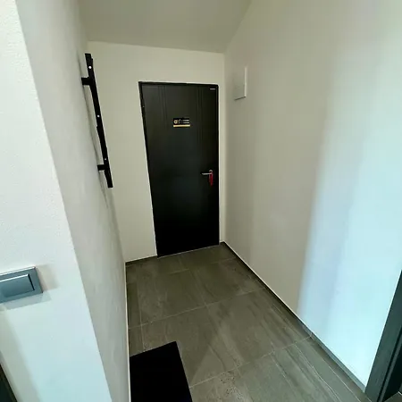 شقة 2rooms 76m2 New *